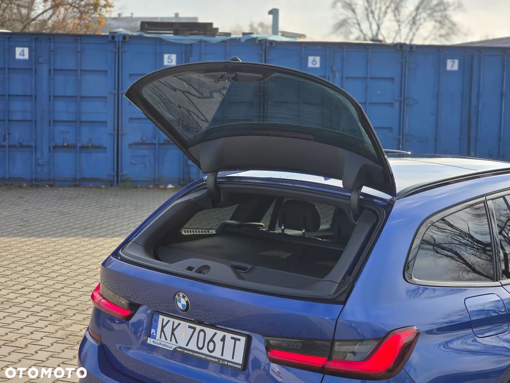 BMW Seria 3 330i xDrive M Sport sport - 10