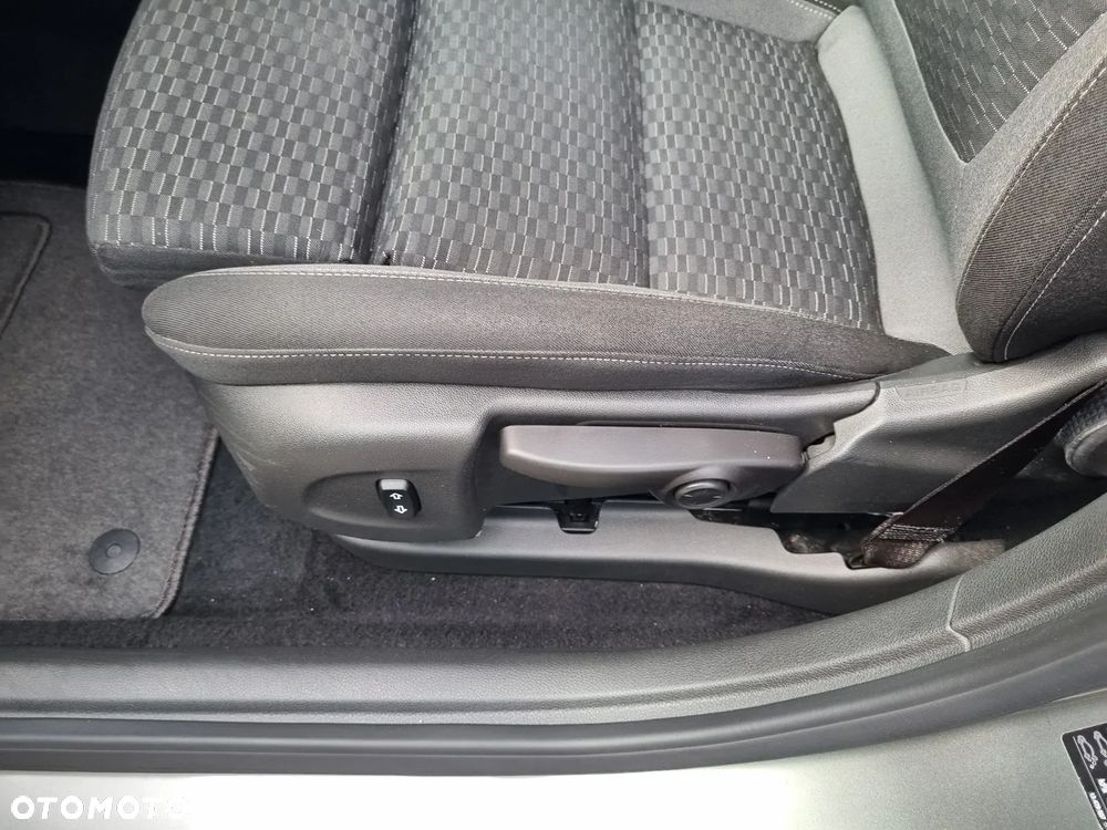 Opel Astra 1.5 D Start/Stop Elegance - 20