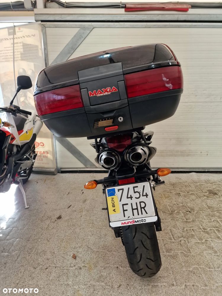 Yamaha FZ - 26