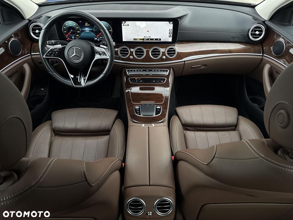 Mercedes-Benz Klasa E - 18