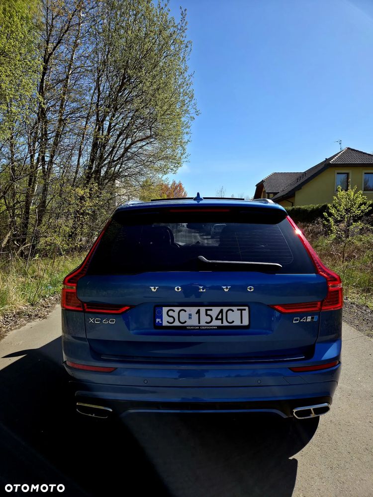 Volvo XC 60 D4 AWD R-Design - 21