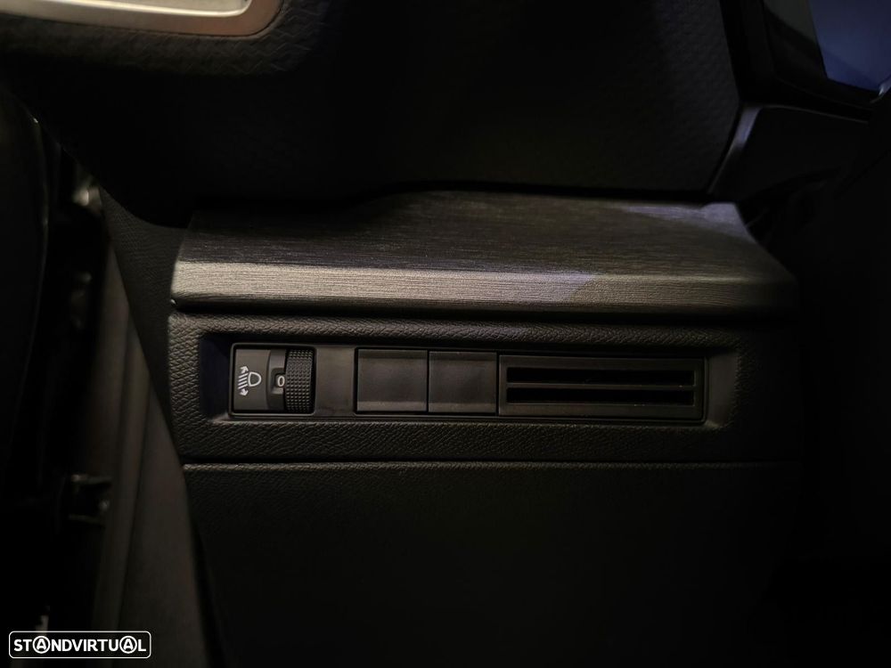 Citroën C5 X 1.2 PureTech Feel Pack EAT8 - 25