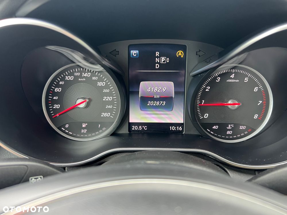 Mercedes-Benz Klasa C 250 7G-TRONIC - 34