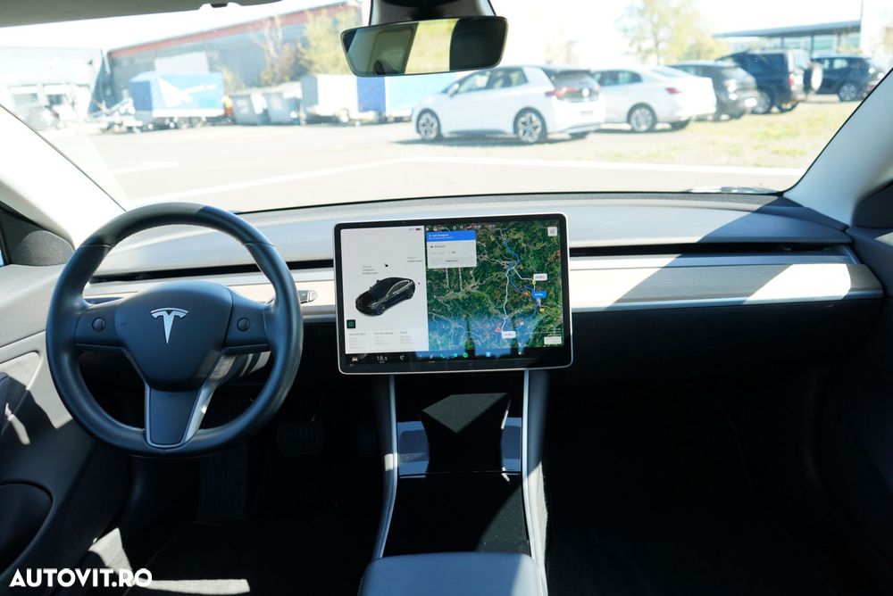 Tesla Model 3 Langstreckenbatterie Allradantrieb Dual Motor - 8