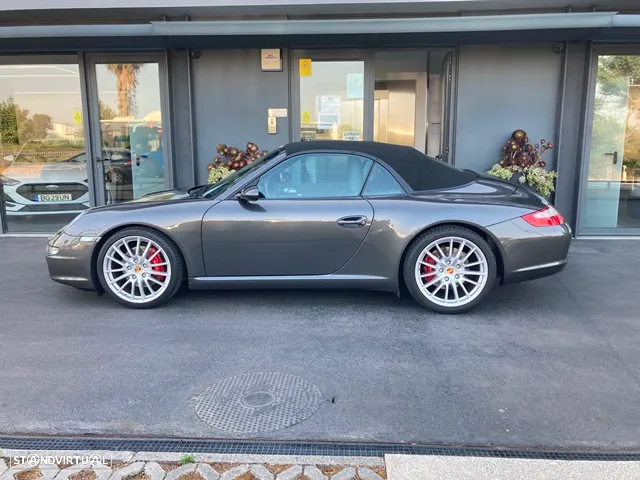 Porsche 911 (997) Carrera 4 S - 40