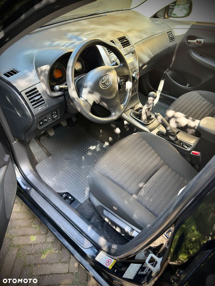 Toyota Corolla 1.4 VVT-i Luna Start - 6