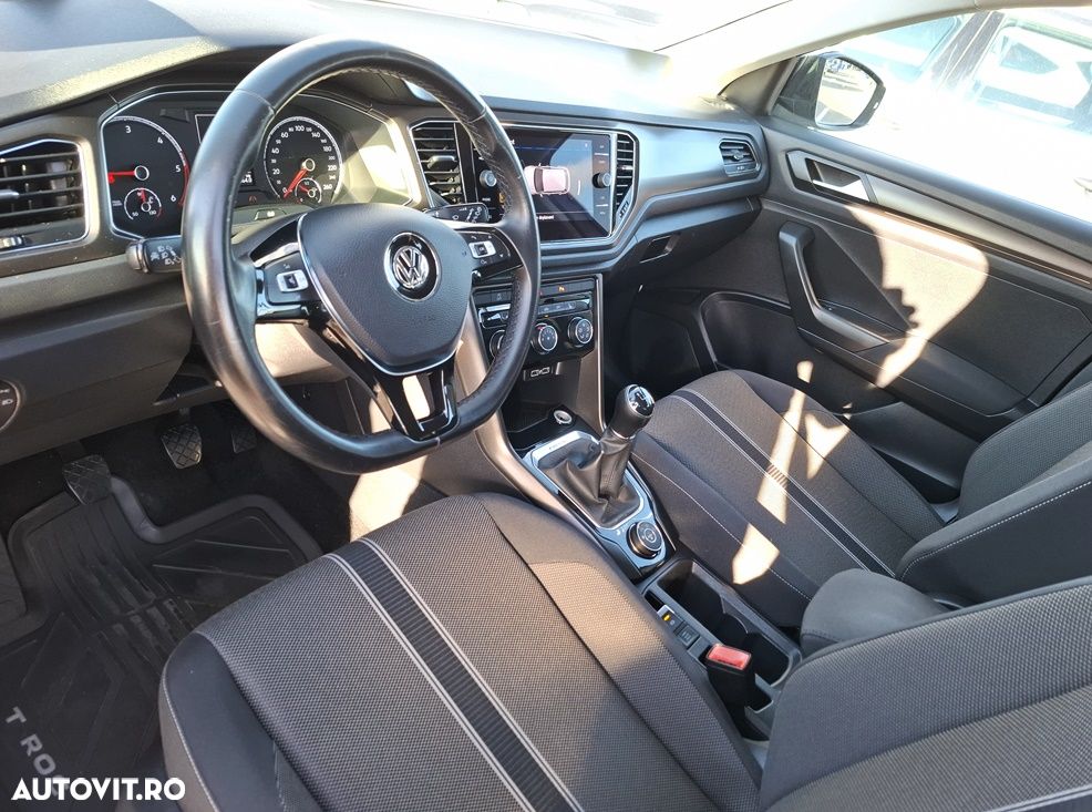 Volkswagen T-Roc 2.0 TDI SCR 4MOTION Sport - 3