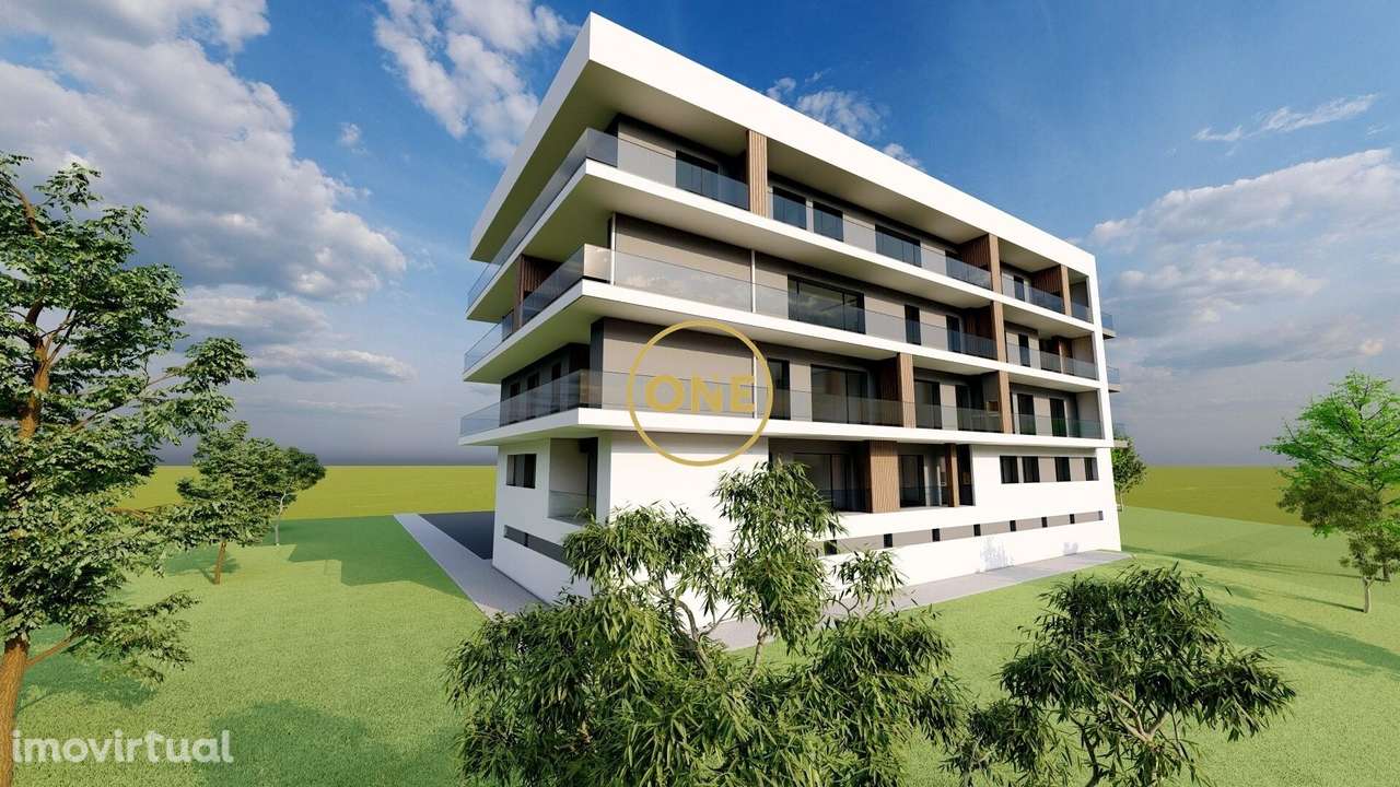 T2 duplex com 136 m2, último piso, virado a sul/poente - Grande imagem: 4/11