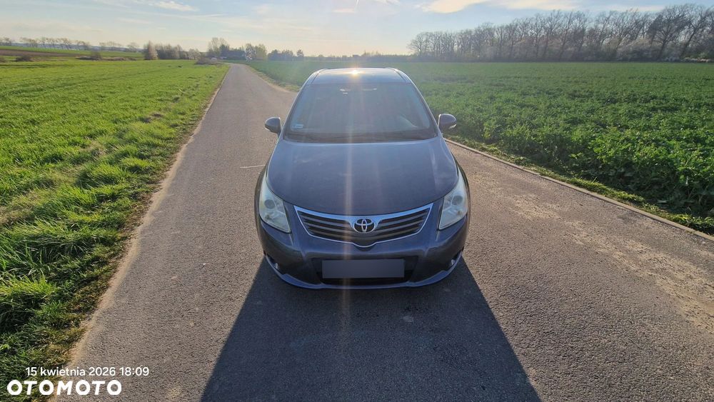 Toyota Avensis 2.2 D-4D Automatik Sol - 23