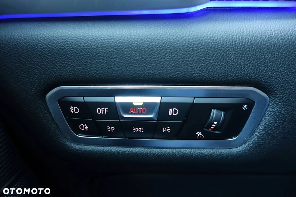 BMW X5 xDrive25d sport - 32