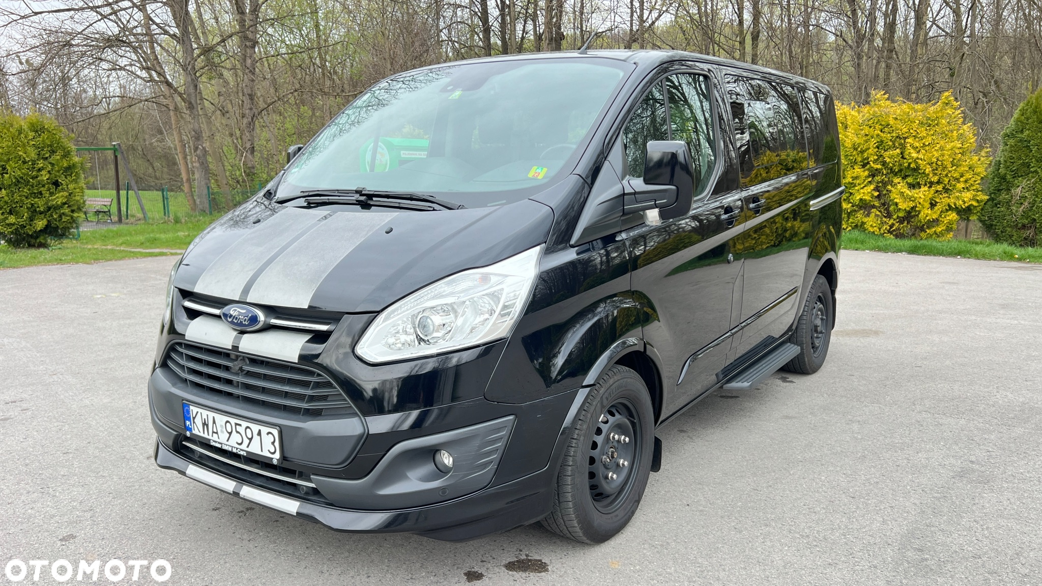 Ford Tourneo Custom 2.0 EcoBlue L1 Titanium - 4