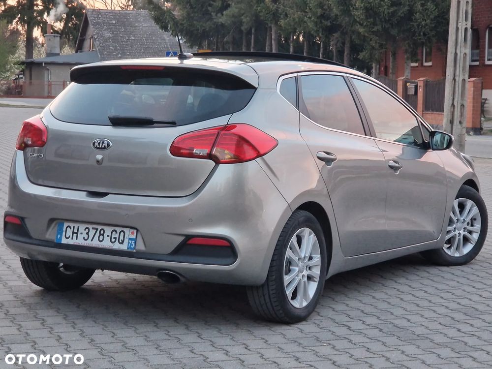 Kia Ceed 1.6 GDI Business Line - 10