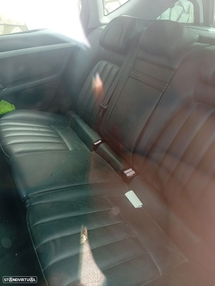 Peugeot 407 SW 1.6 HDi Executive - 6