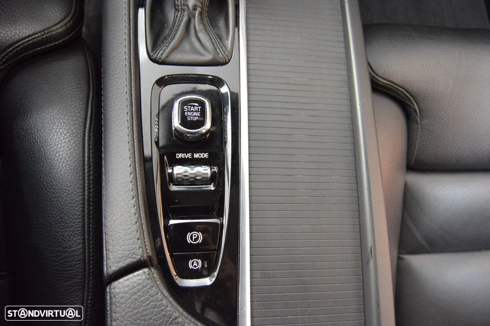 Volvo V90 2.0 D4 Momentum Plus Geartronic - 36