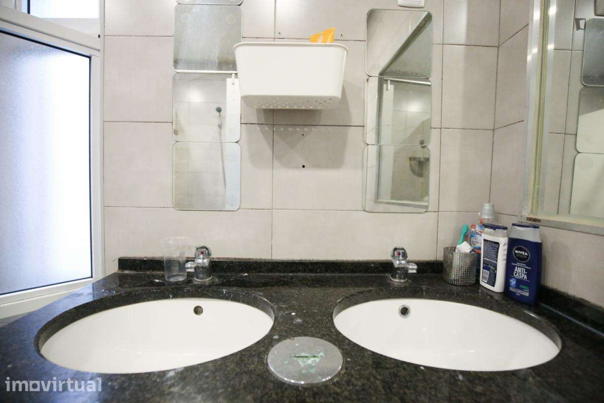 Quarto - localizado em Entrecampos Lisbon - Grande imagem: 5/45