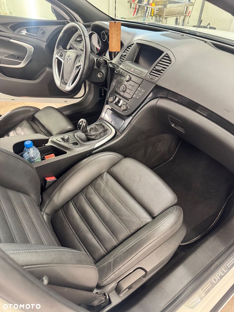 Opel Insignia - 14