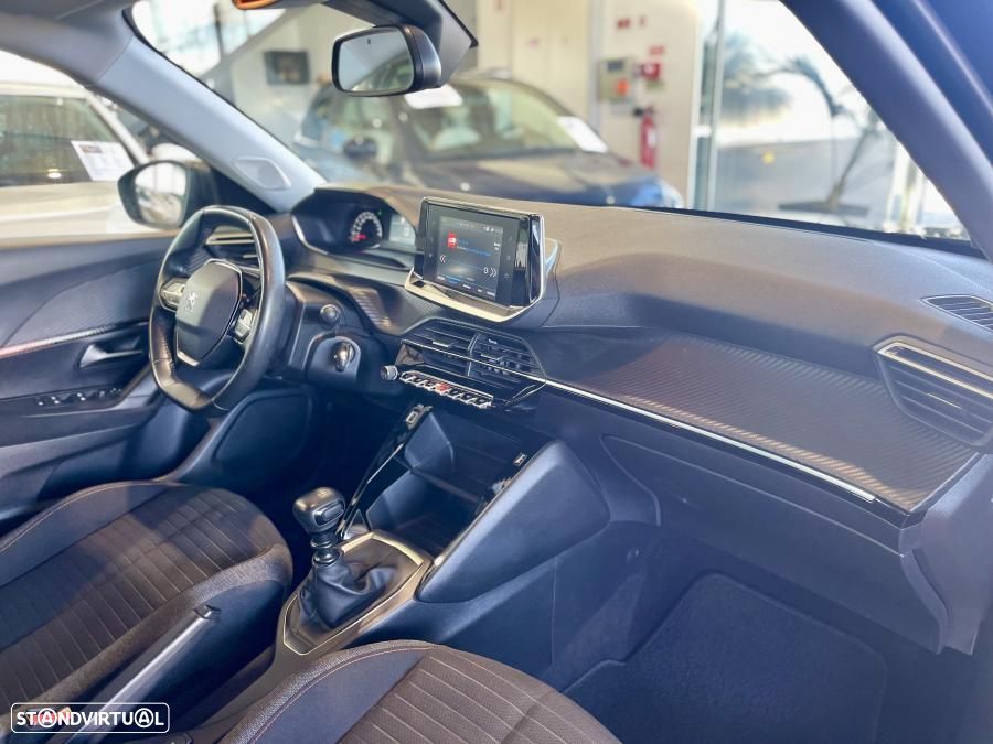 Peugeot 2008 1.2 PureTech Active Pack - 26