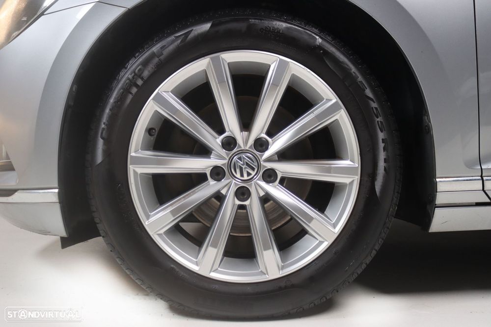 VW Passat 2.0 TDI Highline - 5