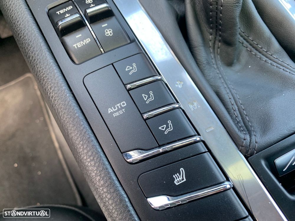 Porsche Macan S - 33