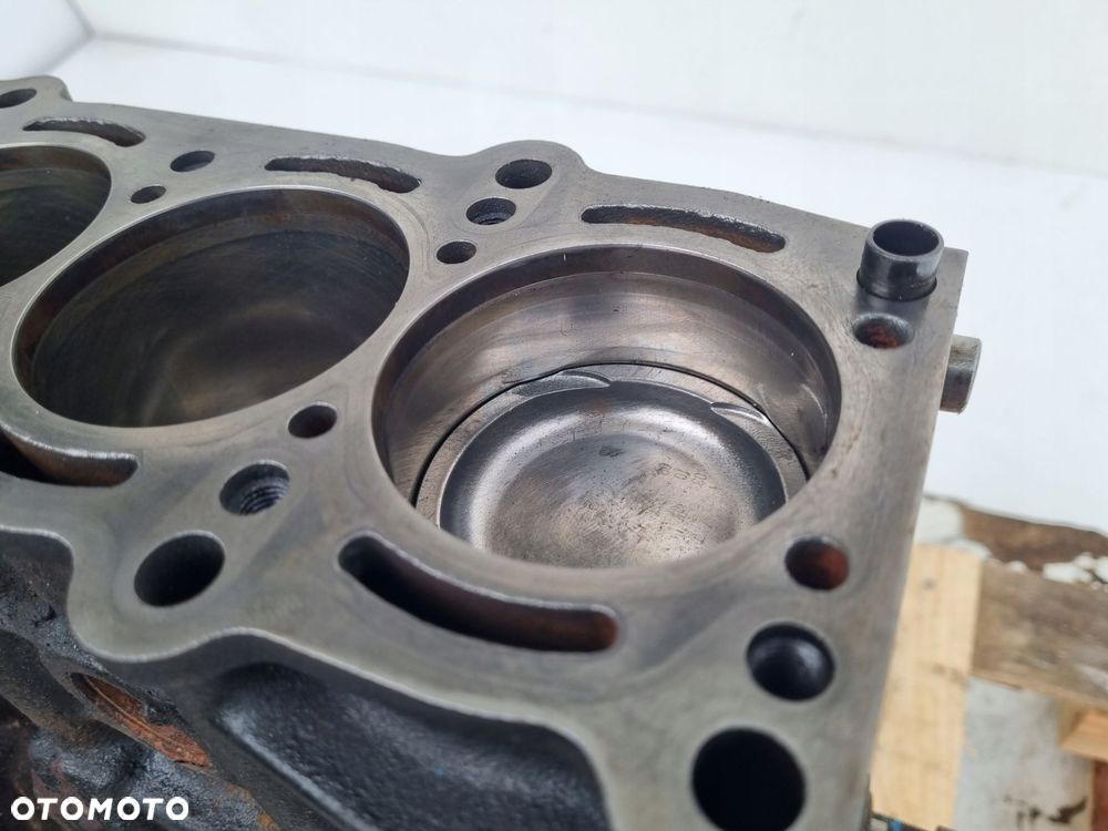 DÓŁ SILNIKA BLOK WAŁ KORBOWY TŁOK Alfa Romeo Mito 1.4 T T-JET 955A2000 - 11