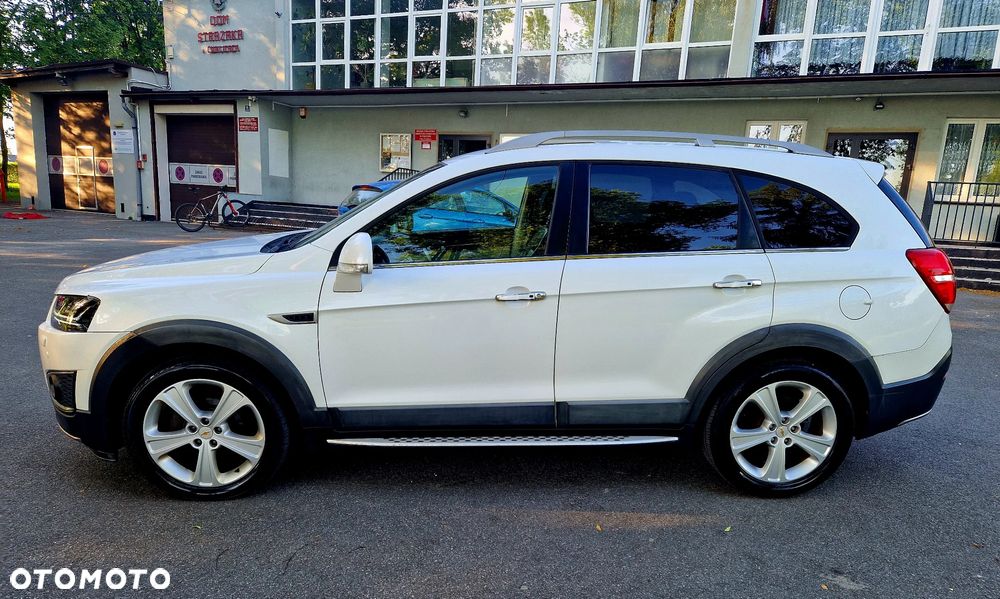 Chevrolet Captiva 2.2 D LT+ - 12