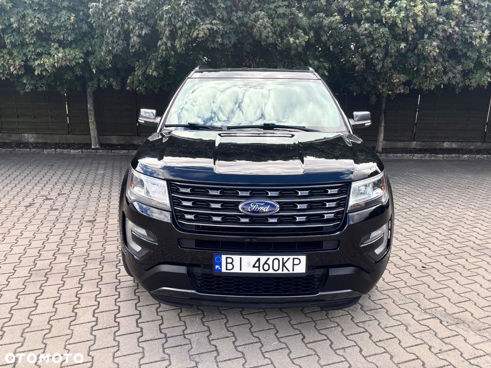 Ford Explorer - 4