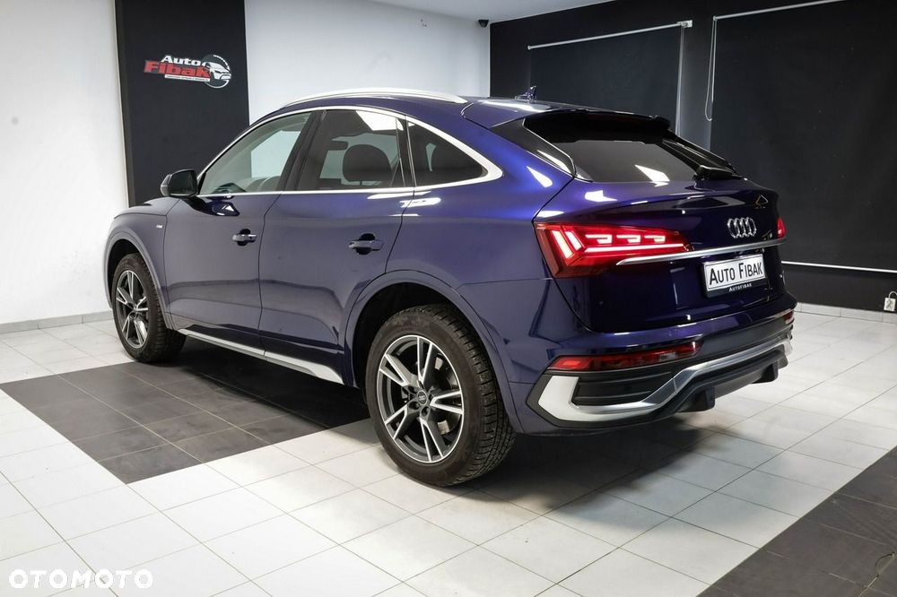 Audi Q5 Sportback - 9