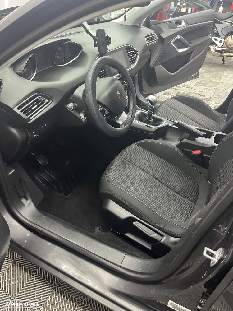 Peugeot 308 SW 1.5 BlueHDi Active - 13