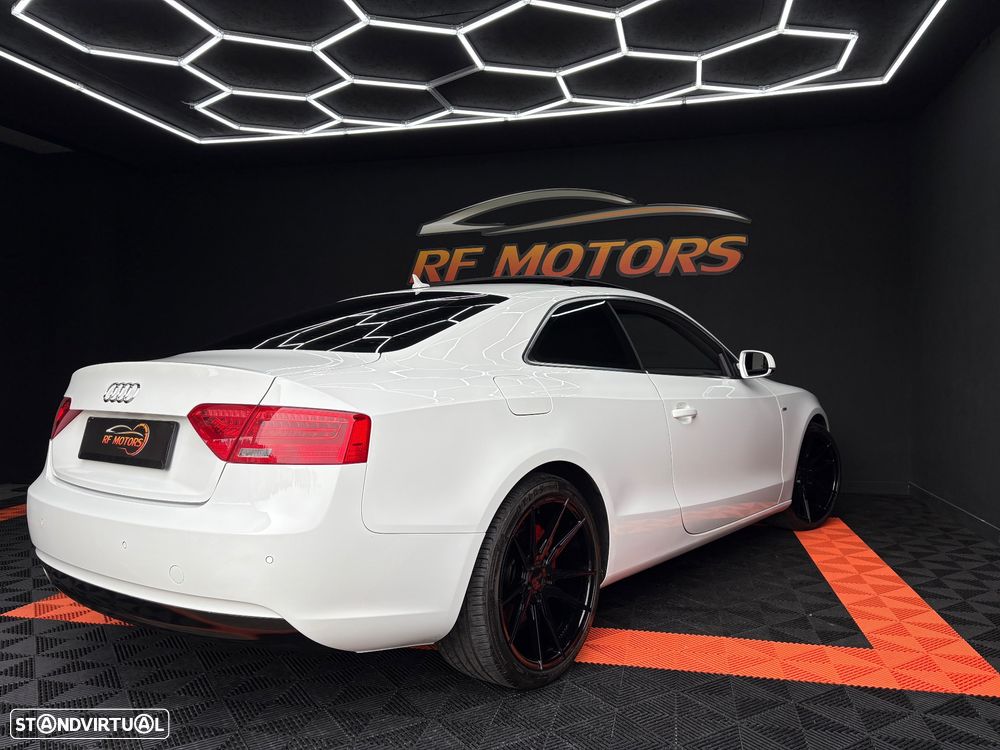 Audi A5 2.0 TDI Multitronic S-line - 33