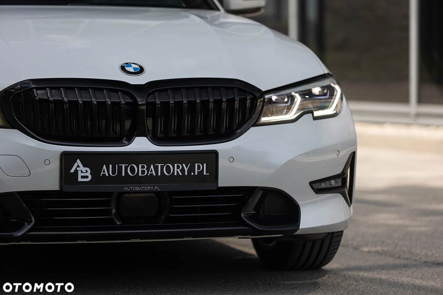 BMW Seria 3 318d Touring Sport Line - 16