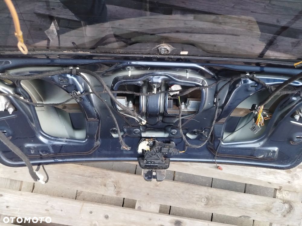 Audi A4 B7 klapa tylna  LZ5A - 9