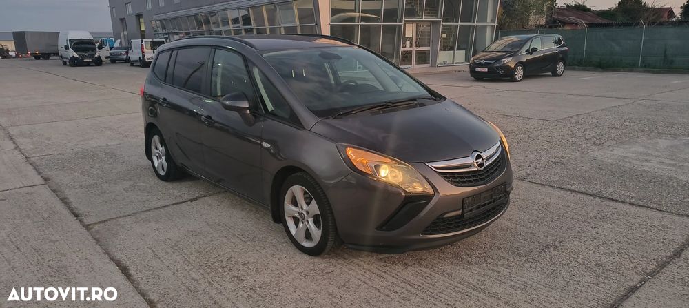 Opel Zafira Tourer 2.0 CDTI ecoFLEX Start/Stop Active - 2