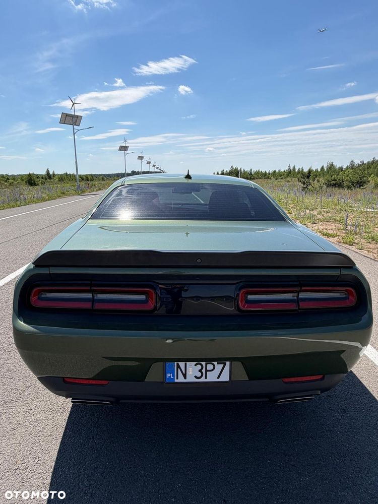 Dodge Challenger 5.7 R/T - 14