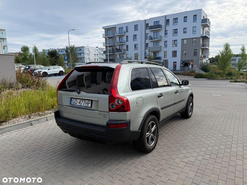 Volvo XC 90 2.5T - 4