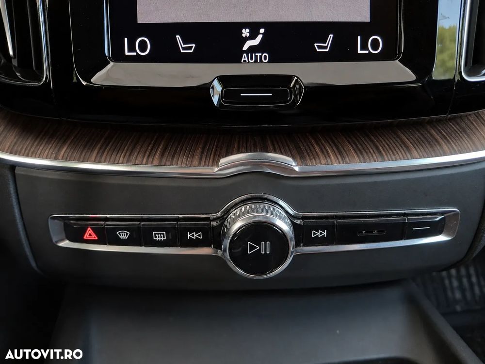 Volvo XC 60 Recharge T8 Twin Engine eAWD Inscription - 23