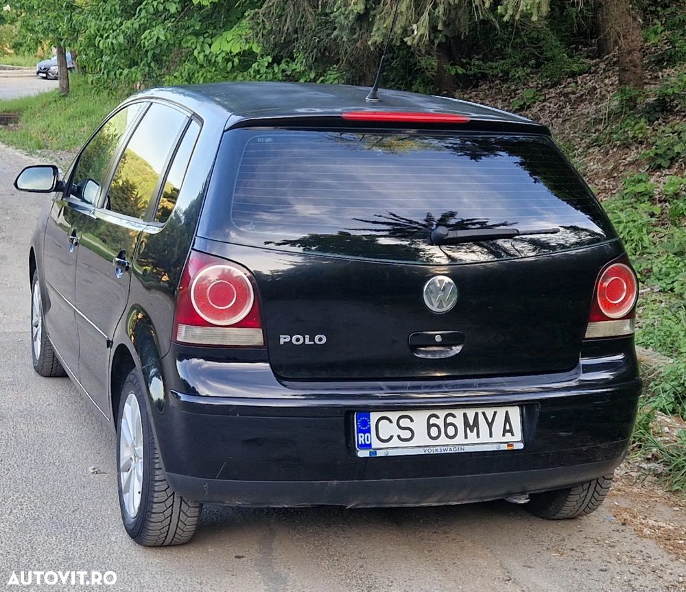 Volkswagen Polo 1.6 Tour - 4