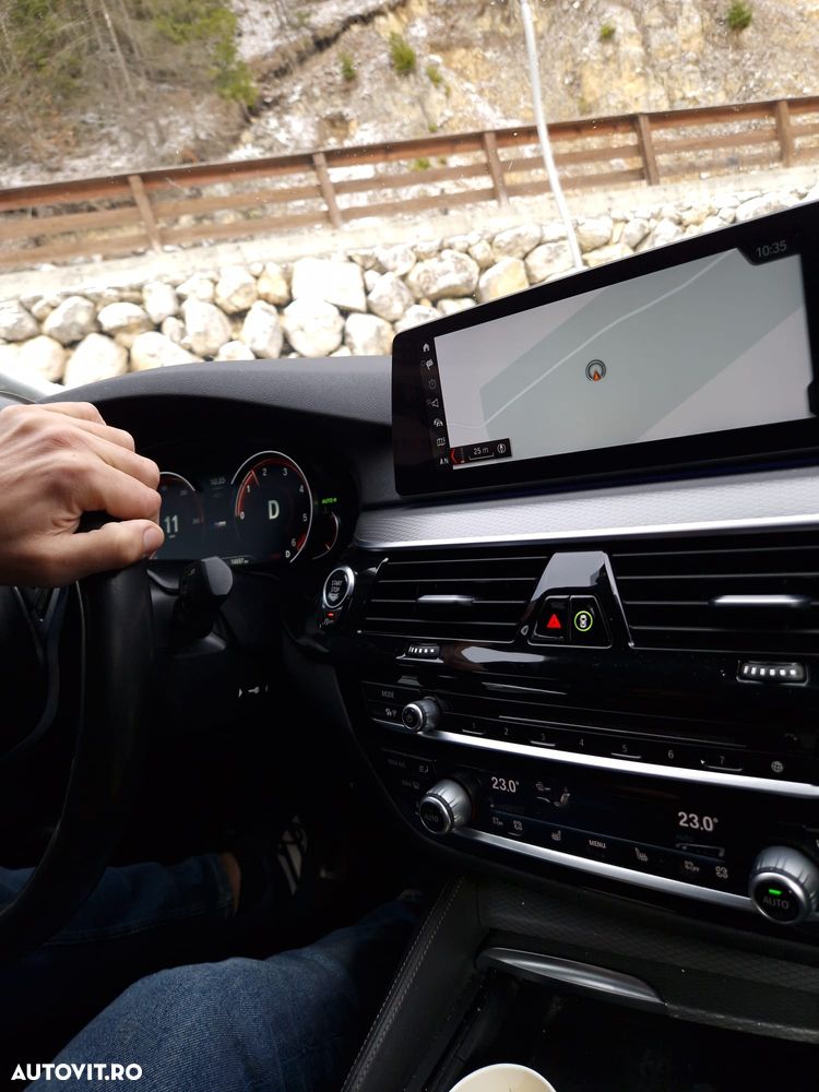 BMW Seria 5 520d xDrive AT - 3