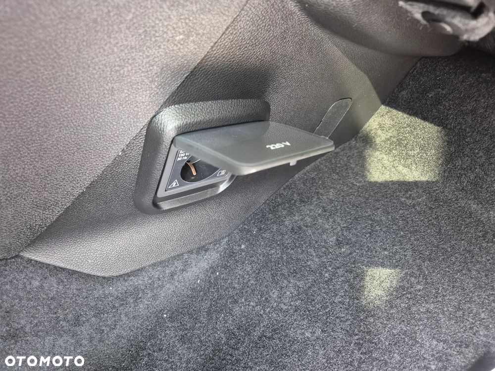 Peugeot Rifter Long MPV 1.5 BlueHDI Allure S&S N1 - 15
