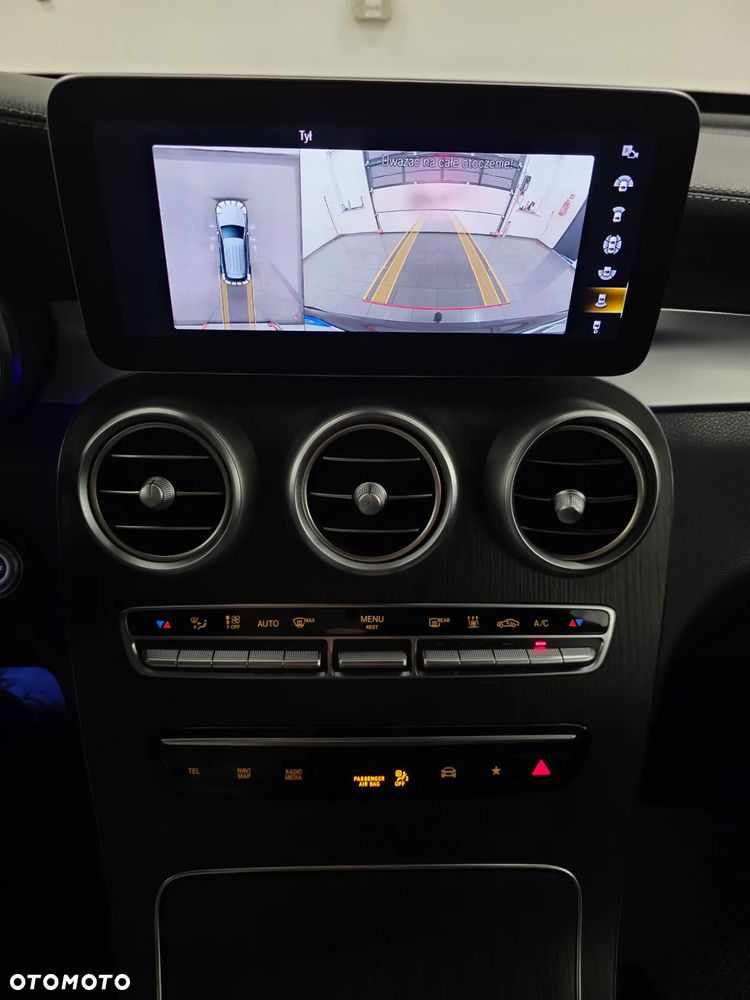 Mercedes-Benz GLC 300 de 4Matic 9G-TRONIC AMG Line Plus - 8