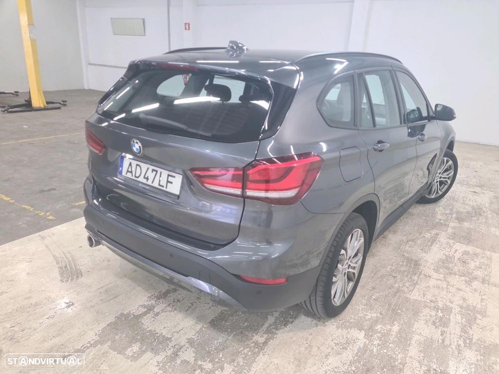 BMW X1 16 d sDrive Corporate Edition Auto - 4