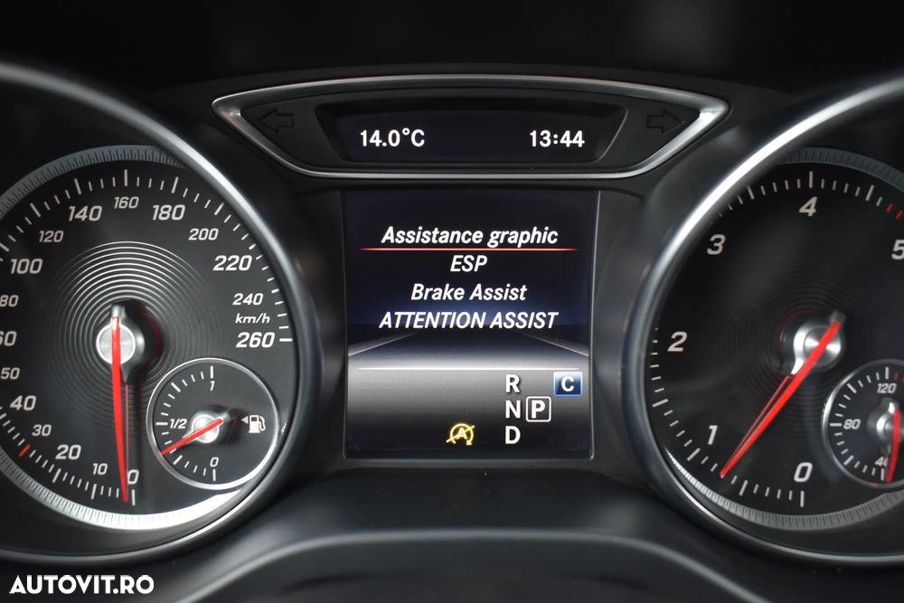 Mercedes-Benz CLA - 23