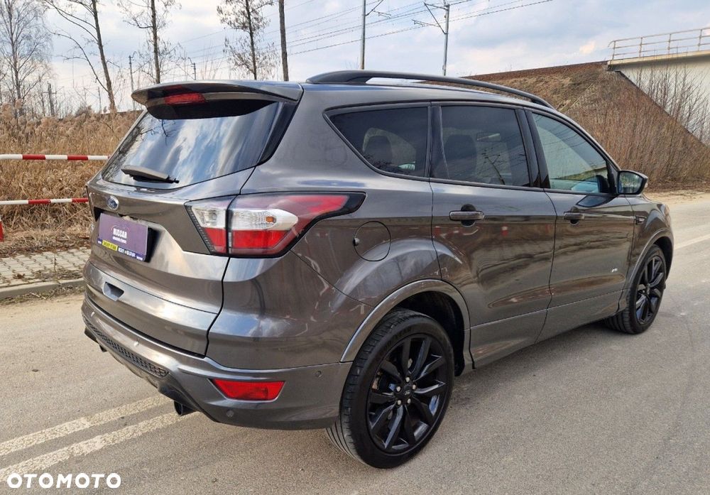 Ford Kuga 2.0 TDCi 4x4 ST-Line - 10