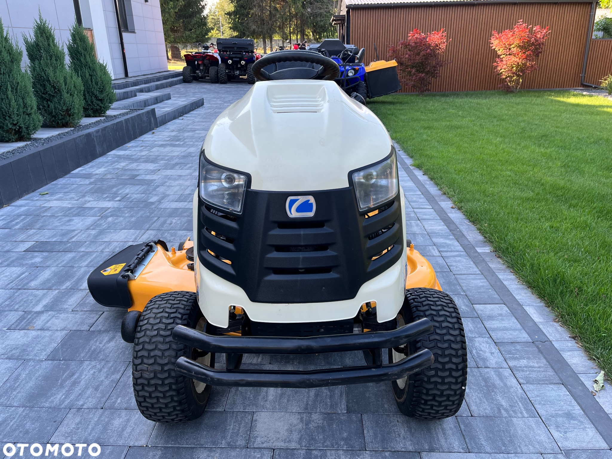 Cub Cadet CC1225 Hydrostatic - 3