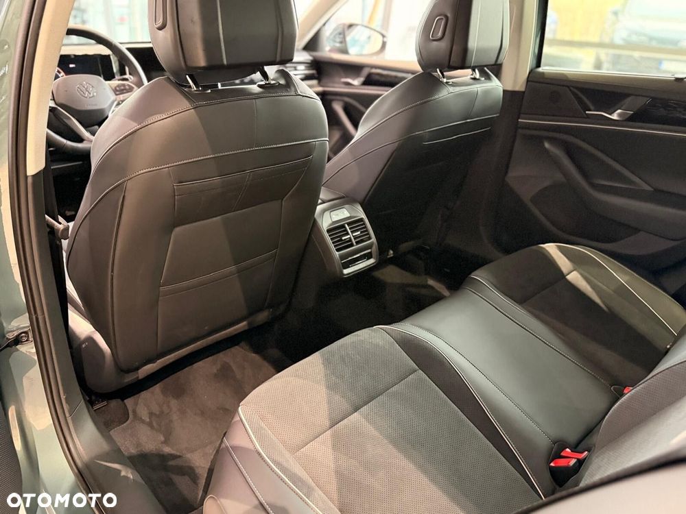 Volkswagen Passat - 9