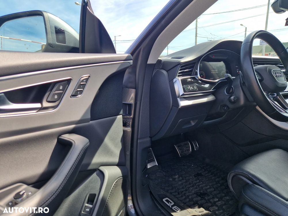 Audi Q8 3.0 55 TFSI quattro Tiptronic MHEV - 12