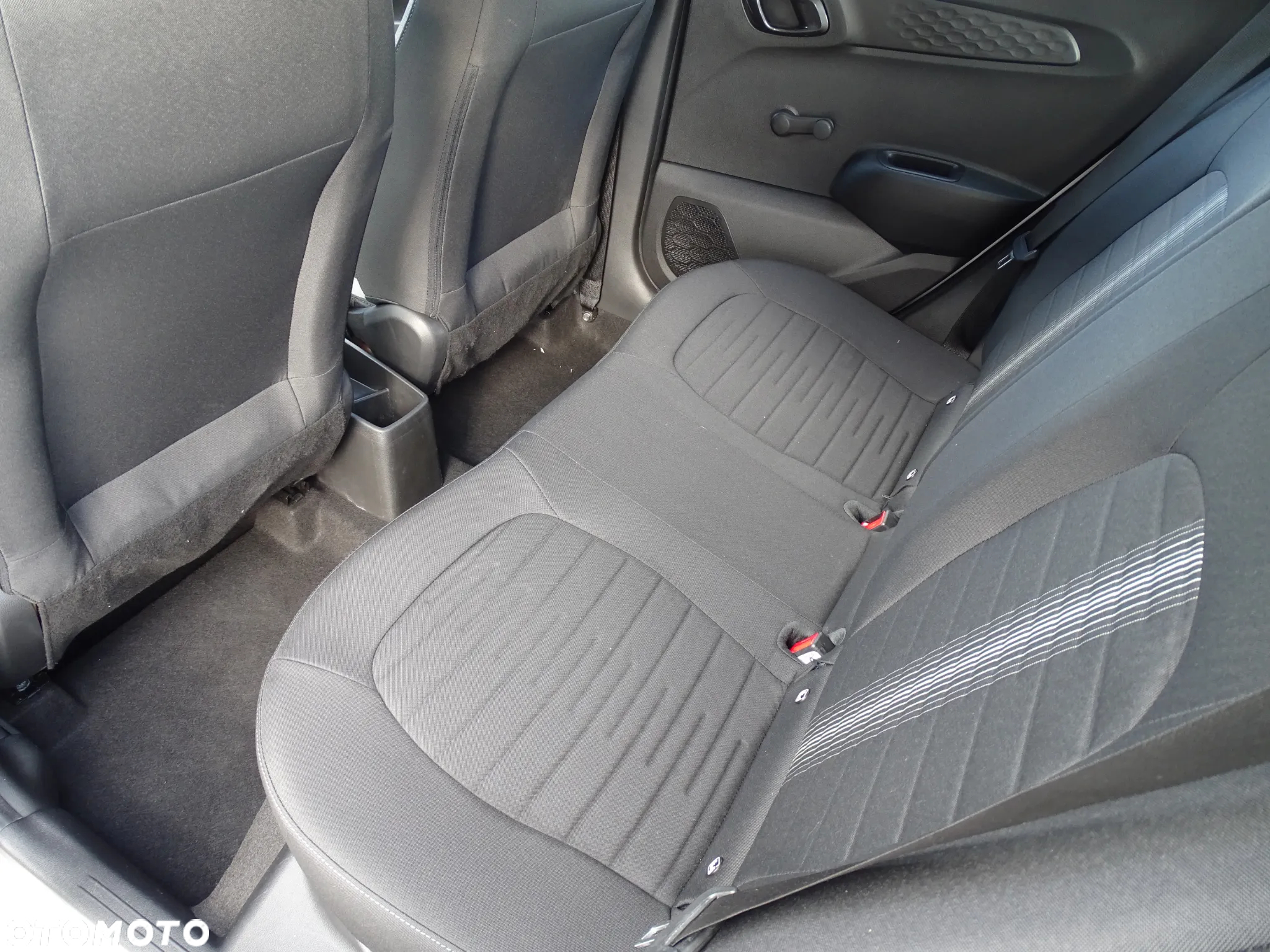 Hyundai i10 - 18