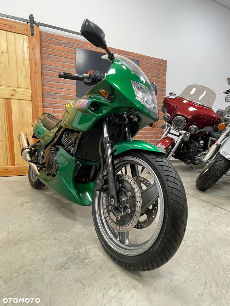 Kawasaki GPZ - 4