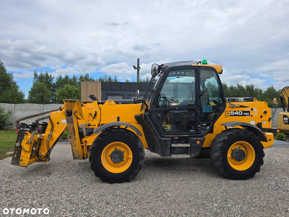 JCB - 3