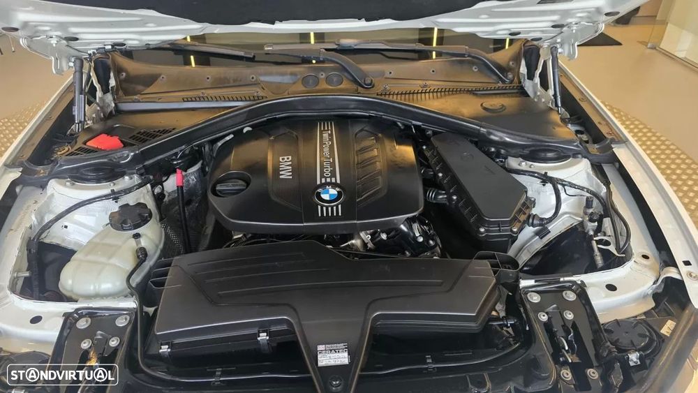 BMW 118 d Pack M - 23