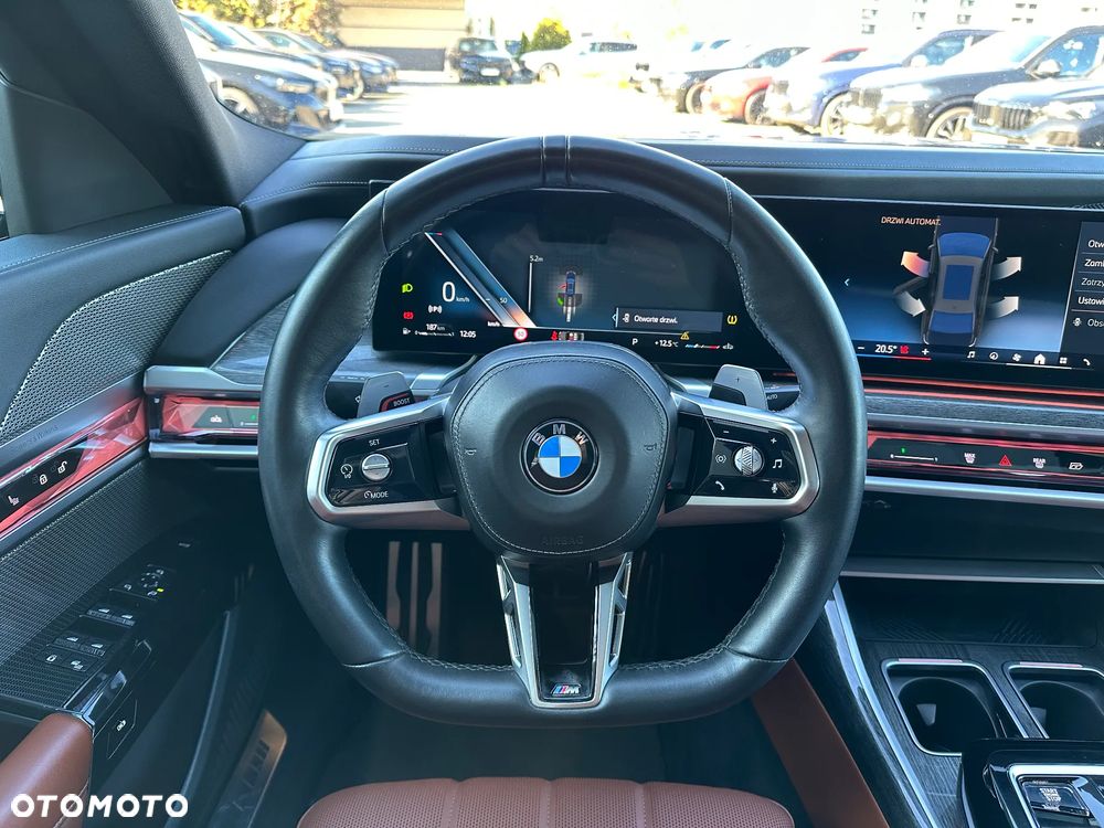 BMW Seria 7 740d xDrive sport - 22